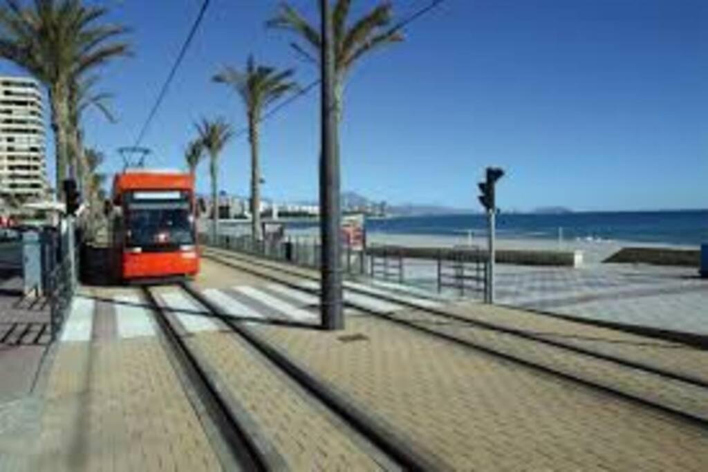 A 1 Minuto De La Playa Del Campello公寓 外观 照片